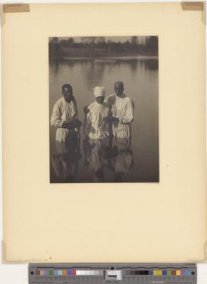 African-Americans, group portrait taken in the Gullah coastal region of South Carolina [b009] [f000] [009] (recto)