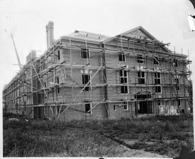 Women's Memorial Hall construction, 1919