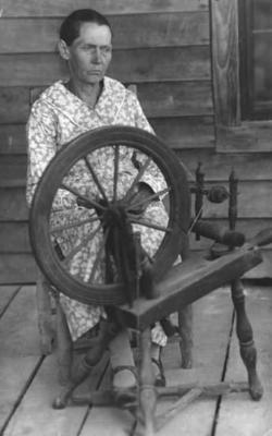 Mary Willmott, spinner, weaver and quilter