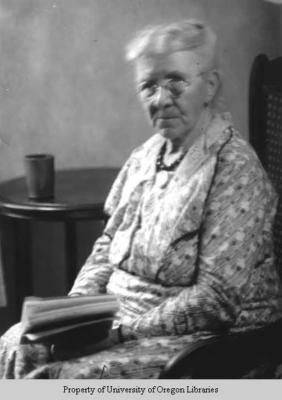 Wilmuth Frances Hays, weaver