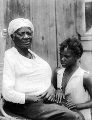 Ella Welster, African-American singer, with girl