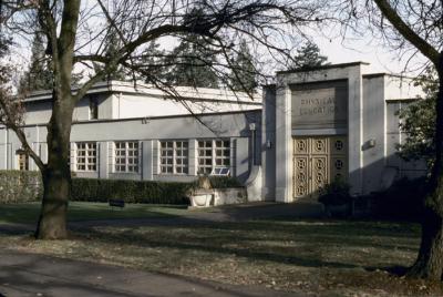 Esslinger Hall, University of Oregon (Eugene, Oregon)